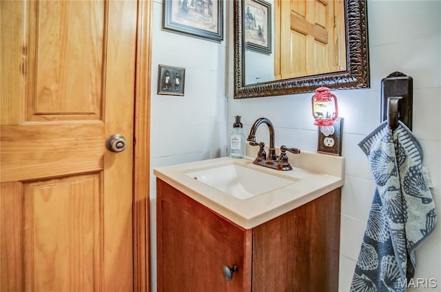 234 SE 350th St, Carrollton, IL 62016 - bathroom featuring vanity