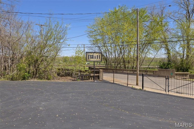 305 N Main St, Saint Genevieve, MO 63670 - view of asphalt road