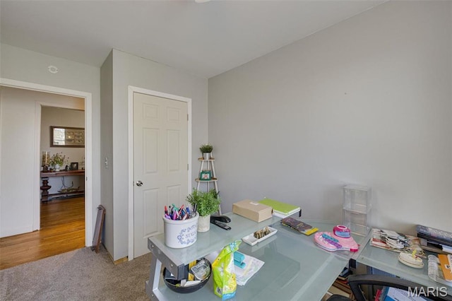 305 N Main St, Saint Genevieve, MO 63670 - view of carpeted home office