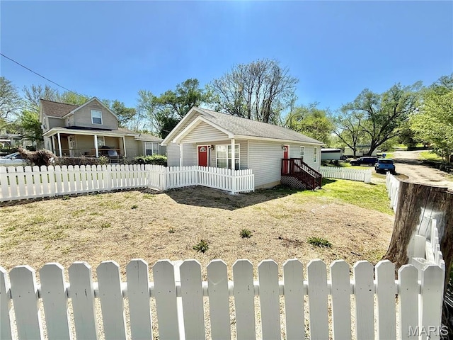 113 N Long St, Bonne Terre, MO 63628 - view of front of property with a fenced front yard