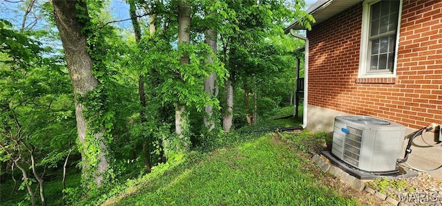 500 Church St, Chester, IL 62233 - view of yard featuring central AC unit