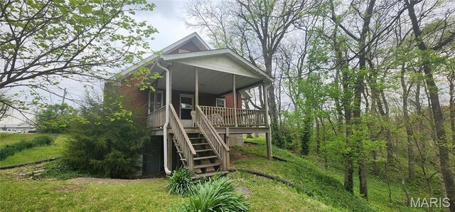 500 Church St, Chester, IL 62233 - view of front facade with stairs and a porch