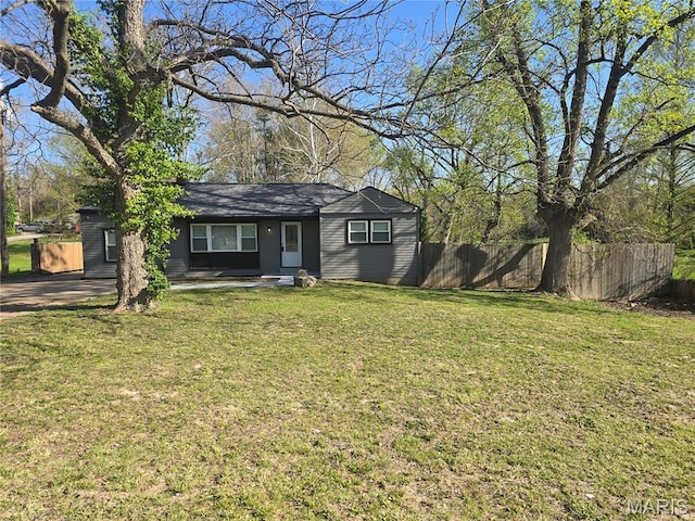 view of front facade featuring covered porch