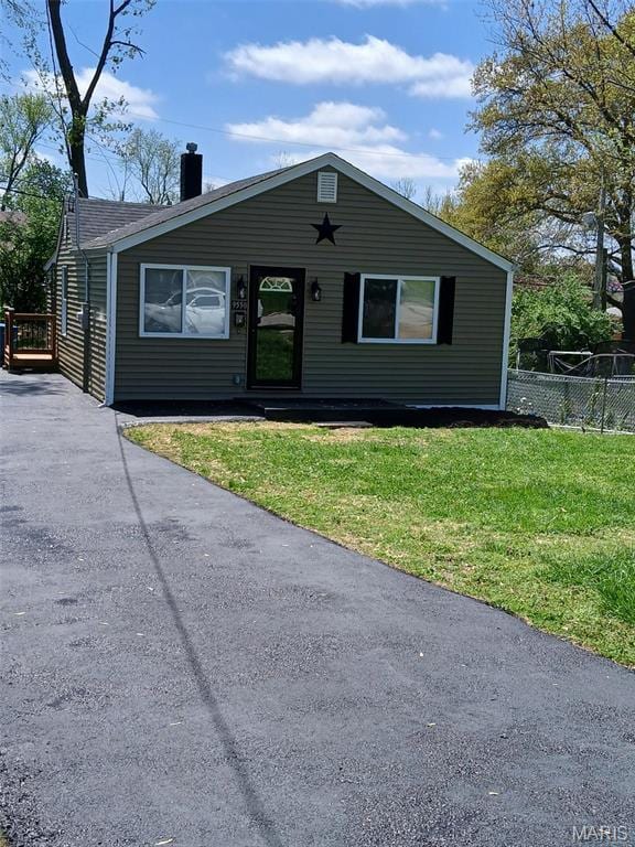 9550 Flora Ave, Saint Louis, MO 63114 - photo 1