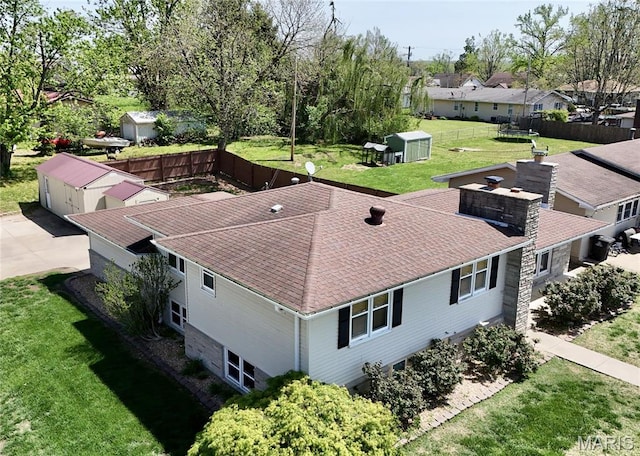 aerial view of property and surrounding area