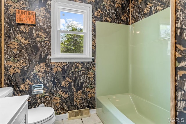 10179 Cherry Hill Ln, Potosi, MO 63664 - bathroom featuring wallpapered walls, toilet, healthy amount of natural light, and vanity