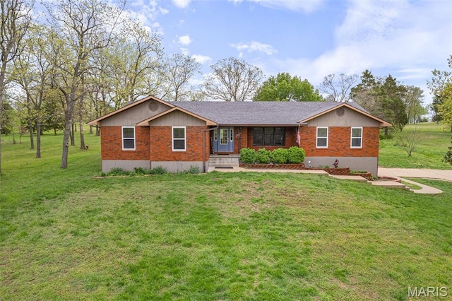 1304 Napoleon Dr, Bonne Terre, MO 63628 - single story home with brick siding and a front lawn