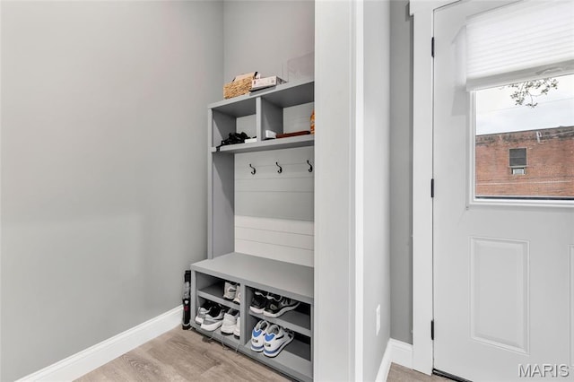 2034 Ann Ave, Saint Louis, MO 63104 - mudroom with baseboards and light wood-style floors