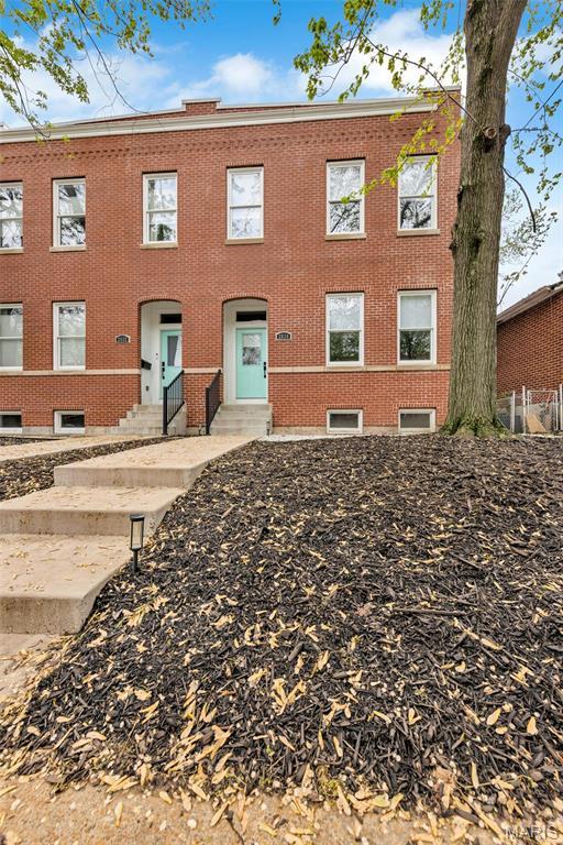 2034 Ann Ave, Saint Louis, MO 63104 - view of front of home featuring brick siding