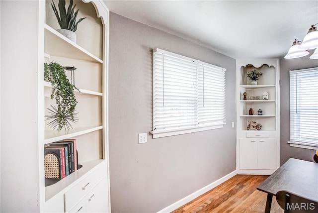 1404 Lemon St, Highland, IL 62249 - office featuring light wood finished floors and baseboards