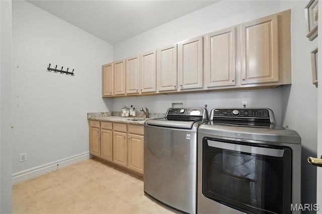 735 Stonebluff Ct, Chesterfield, MO 63005 - photo 27