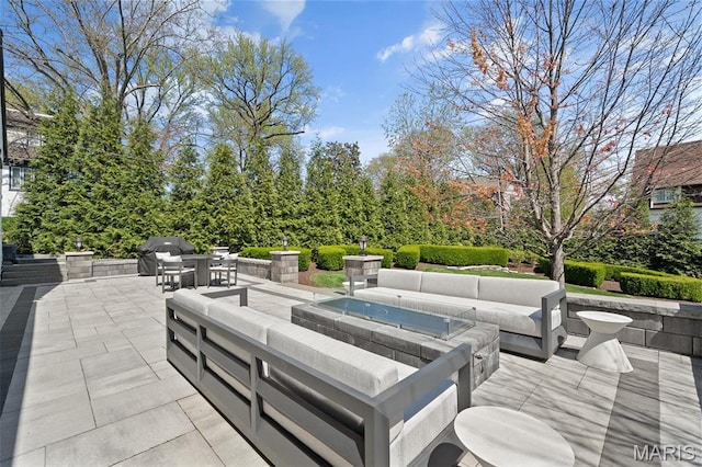 2 Northcote Rd, Saint Louis, MO 63144 - view of patio / terrace featuring outdoor lounge area and grilling area