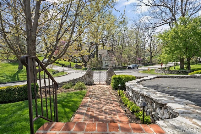 2 Northcote Rd, Saint Louis, MO 63144 - view of surrounding community