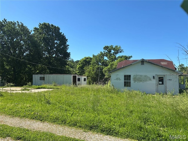 6966 Front St, Barnhart, MO 63012 - view of yard