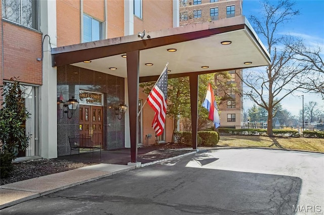 900 S Hanley Rd Unit 15E, Clayton, MO 63105 - view of entrance to property