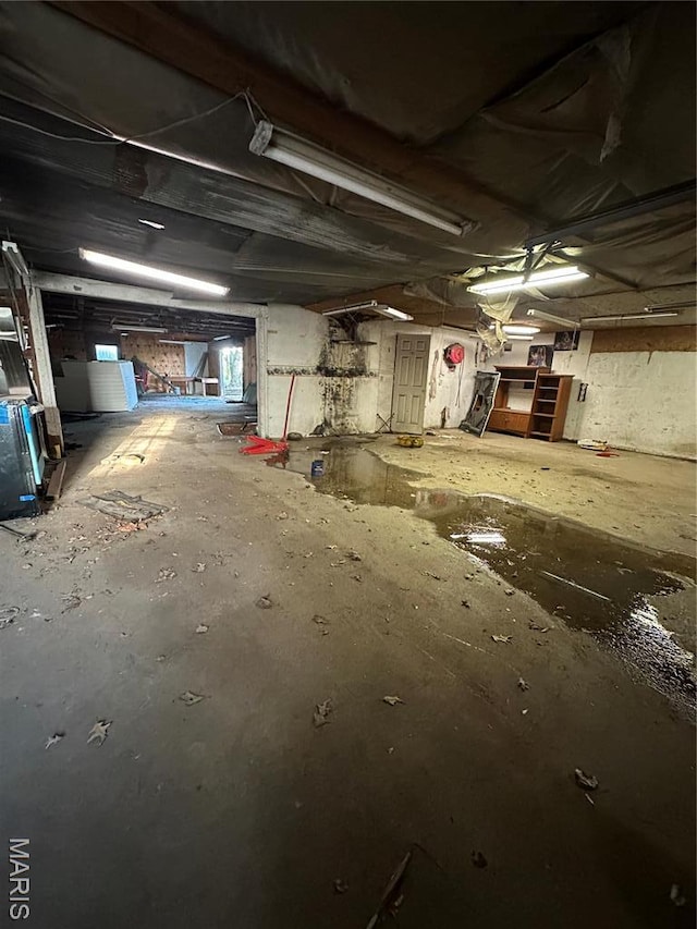 549 E Outer Rd, Sikeston, MO 63801 - view of below grade area
