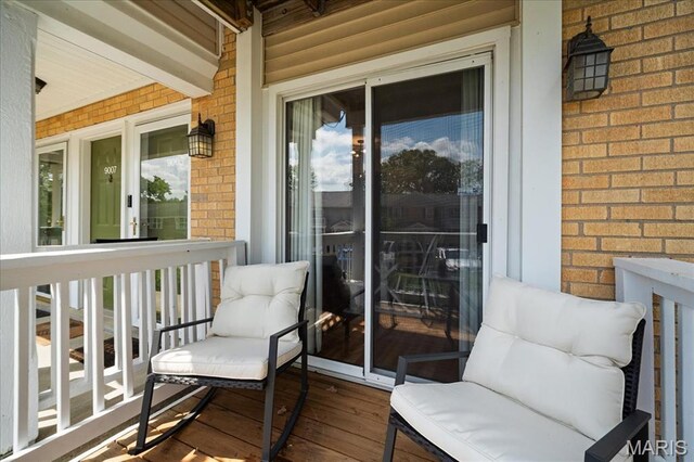 9005 Cardinal Ter, Saint Louis, MO 63144 - balcony featuring covered porch