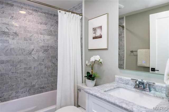 122 N Central Ave Unit A, Saint Louis, MO 63105 - bathroom with shower / bathtub combination with curtain, toilet, and vanity