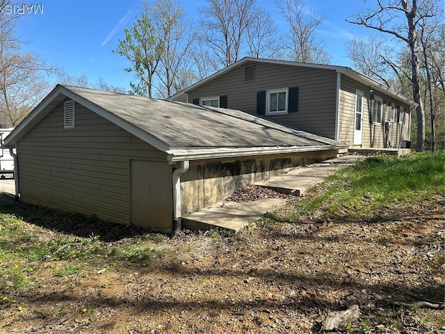 view of home's exterior