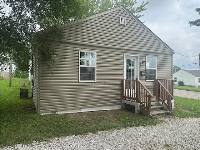 303 Howard Dr, Wentzville, MO 63385 - photo 2
