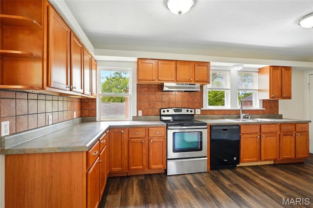 1242 Crystal Heights Rd, Crystal City, MO 63019 - kitchen featuring electric stove, black dishwasher, dark wood-type flooring, under cabinet range hood, and plenty of natural light