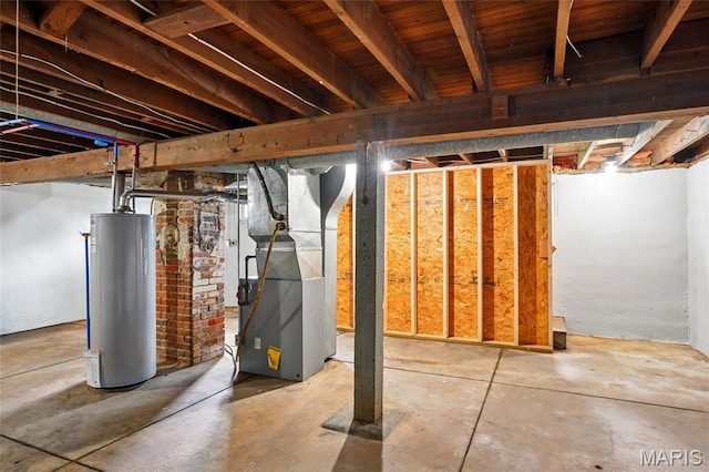 1242 Crystal Heights Rd, Crystal City, MO 63019 - unfinished below grade area featuring water heater and heating unit