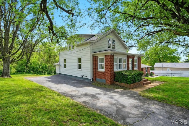 1242 Crystal Heights Rd, Crystal City, MO 63019 - view of side of home featuring driveway and brick siding