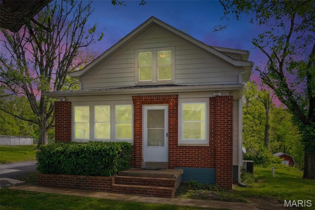 1242 Crystal Heights Rd, Crystal City, MO 63019 - view of front facade with brick siding