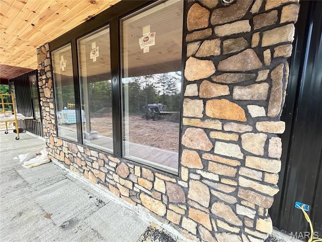 1311 County Road 4180, Salem, MO 65560 - exterior view of stone siding