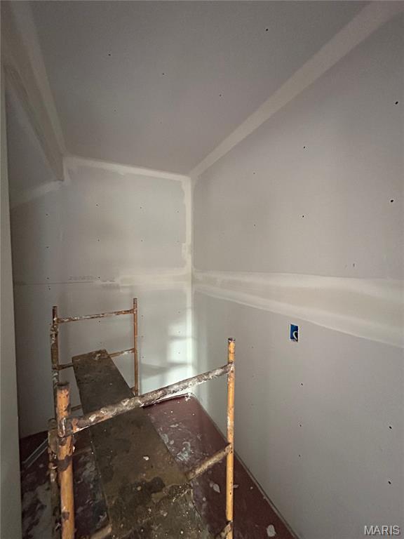 1311 County Road 4180, Salem, MO 65560 - interior space