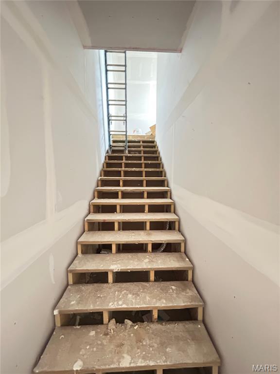 1311 County Road 4180, Salem, MO 65560 - view of stairs