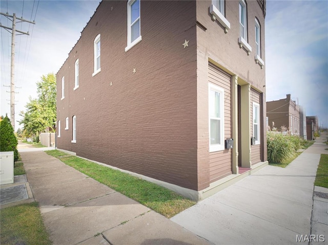 125 W Steins St, Saint Louis, MO 63111 - photo 2