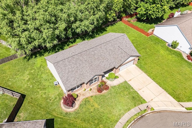 aerial view of property and surrounding area
