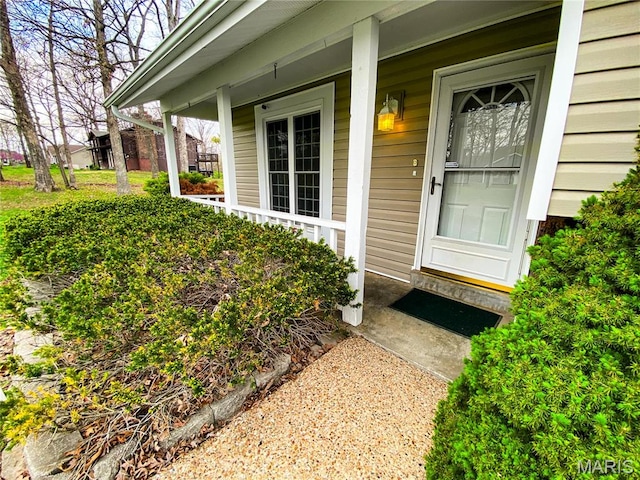 19113 Bent Oak Dr, Warrenton, MO 63383 - property entrance with a porch
