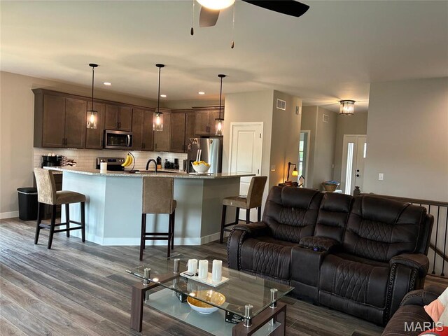 8085 Villa Valley Ln, Caseyville, IL 62232 - photo 4