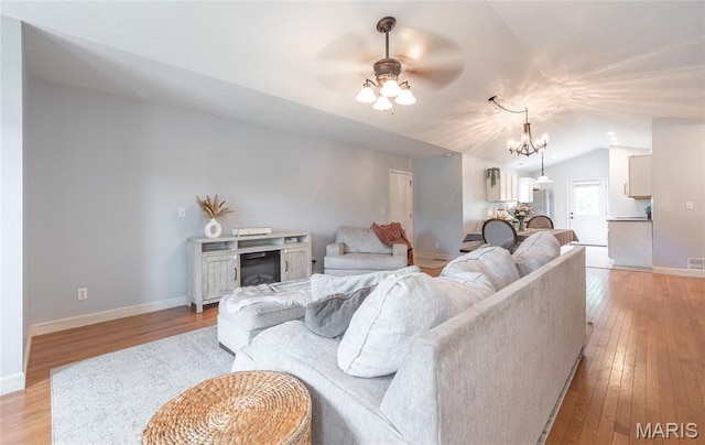 104 Crosscut Rd, Saint Robert, MO 65584