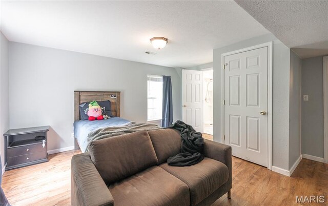 104 Crosscut Rd, Saint Robert, MO 65584