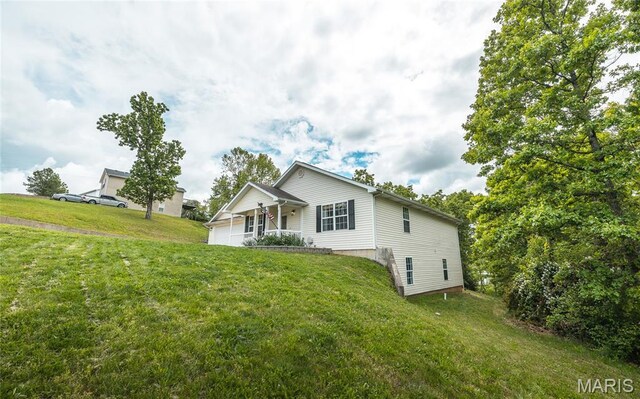 104 Crosscut Rd, Saint Robert, MO 65584