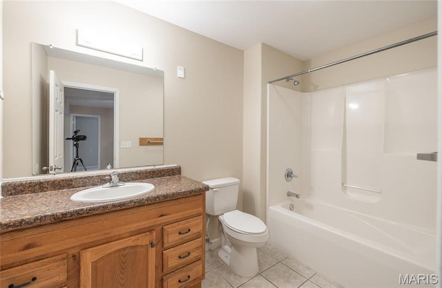19252 Lambert Ln, Waynesville, MO 65583 - bathroom featuring tile patterned floors, toilet, vanity, and tub / shower combination