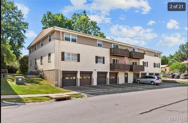 160 Cumberland Park Ct Unit G, Ballwin, MO 63011 - photo 3