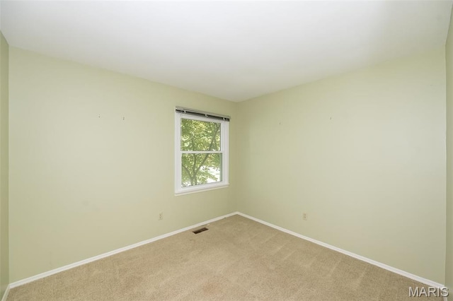739 Muir View Dr, Ballwin, MO 63011 - unfurnished room featuring baseboards and light carpet