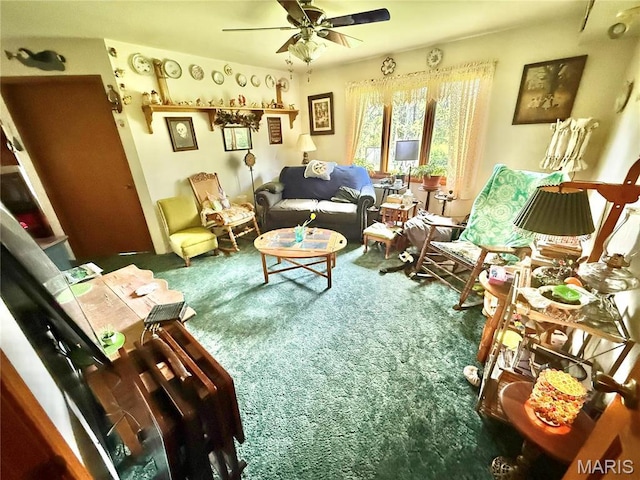 carpeted living room with ceiling fan