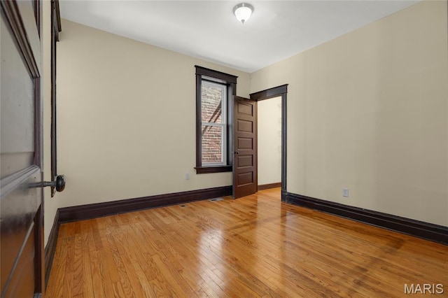 2704 Alhambra Ct, Saint Louis, MO 63118 - photo 6