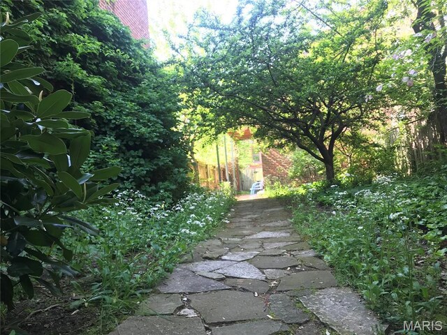 1014 Geyer Ave, Saint Louis, MO 63104 - photo 25