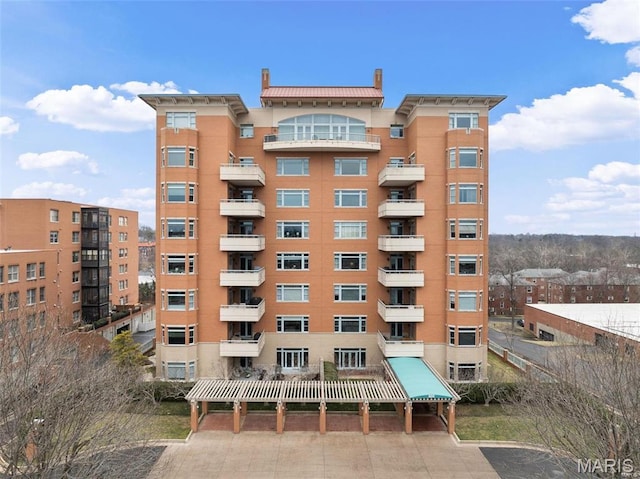 800 S Hanley Rd Unit 2D, Saint Louis, MO 63105 - view of apartment building / complex