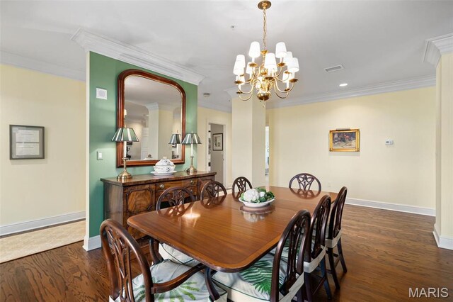 800 S Hanley Rd Unit 2D, Saint Louis, MO 63105 - dining area with ornamental molding, wood finished floors, baseboards, a chandelier, and recessed lighting