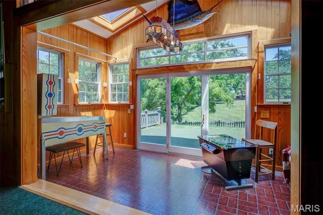 1577 Kehrs Mill Rd, Chesterfield, MO 63005 - sunroom / solarium with a skylight