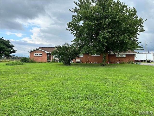 634 N 425th Rd, Bertrand, MO 63823 - view of grassy yard