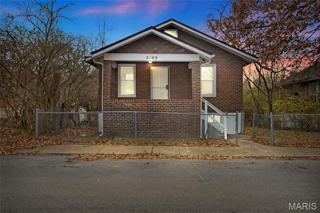 2140 Crescent Ave, Saint Louis, MO 63121 - photo 1