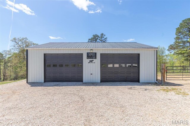 176 Carter 205, Van Buren, MO 63965 - detached garage with fence